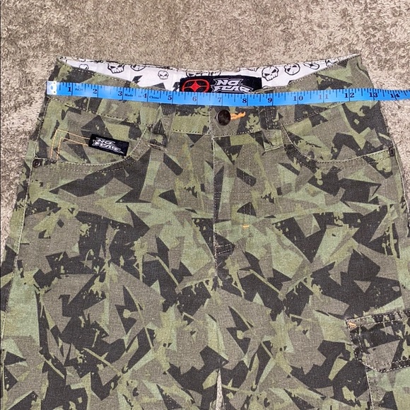 No Fear Boys Shorts - Picture 2 of 5